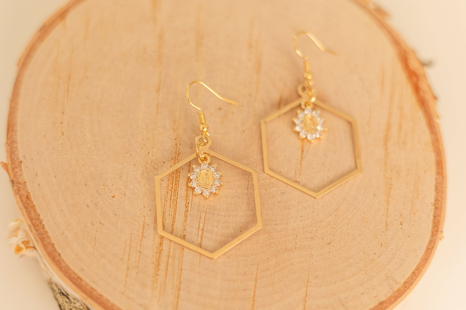 Our Lady Hex - Gold