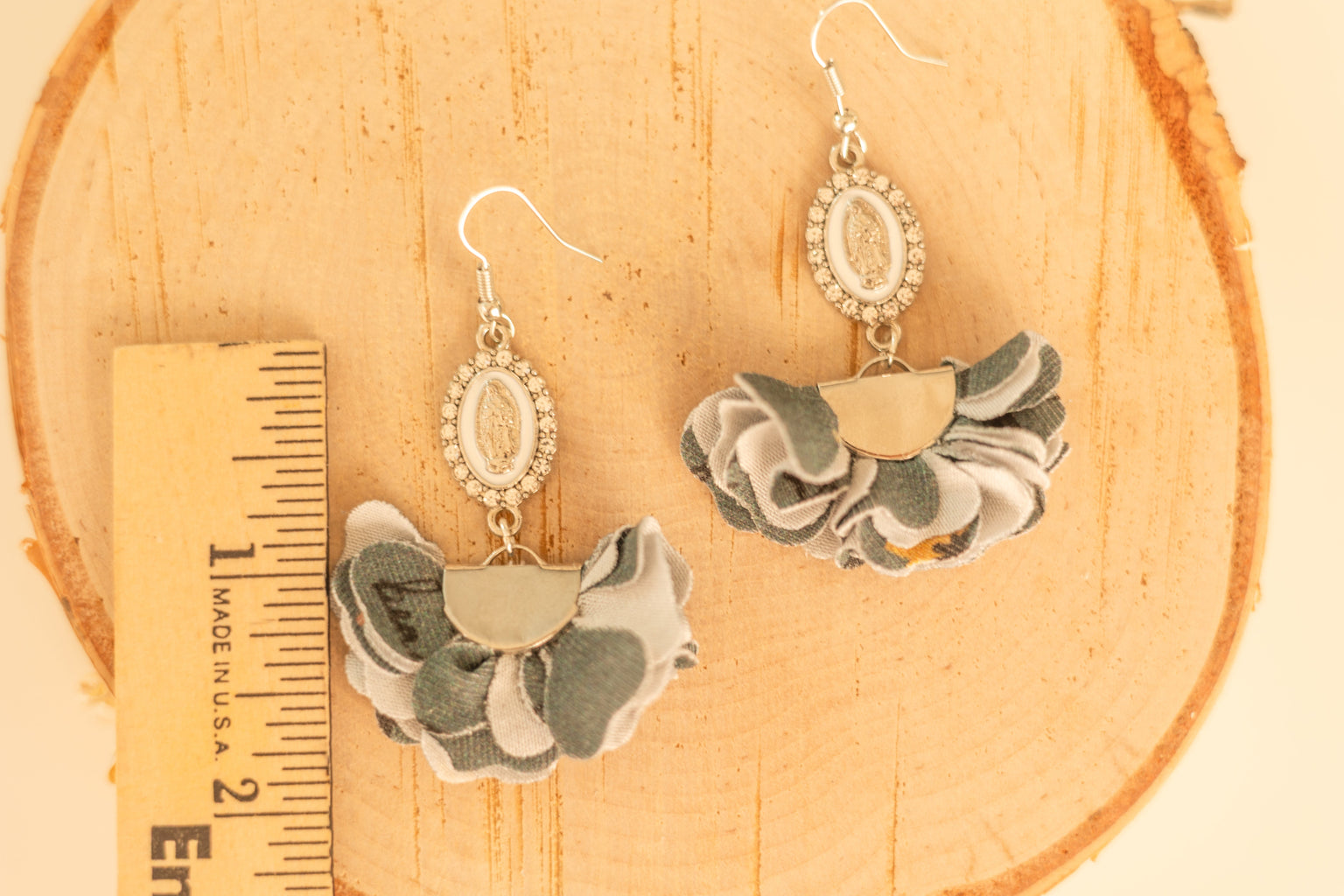 Maria - Beloved Wildflowers - Silver