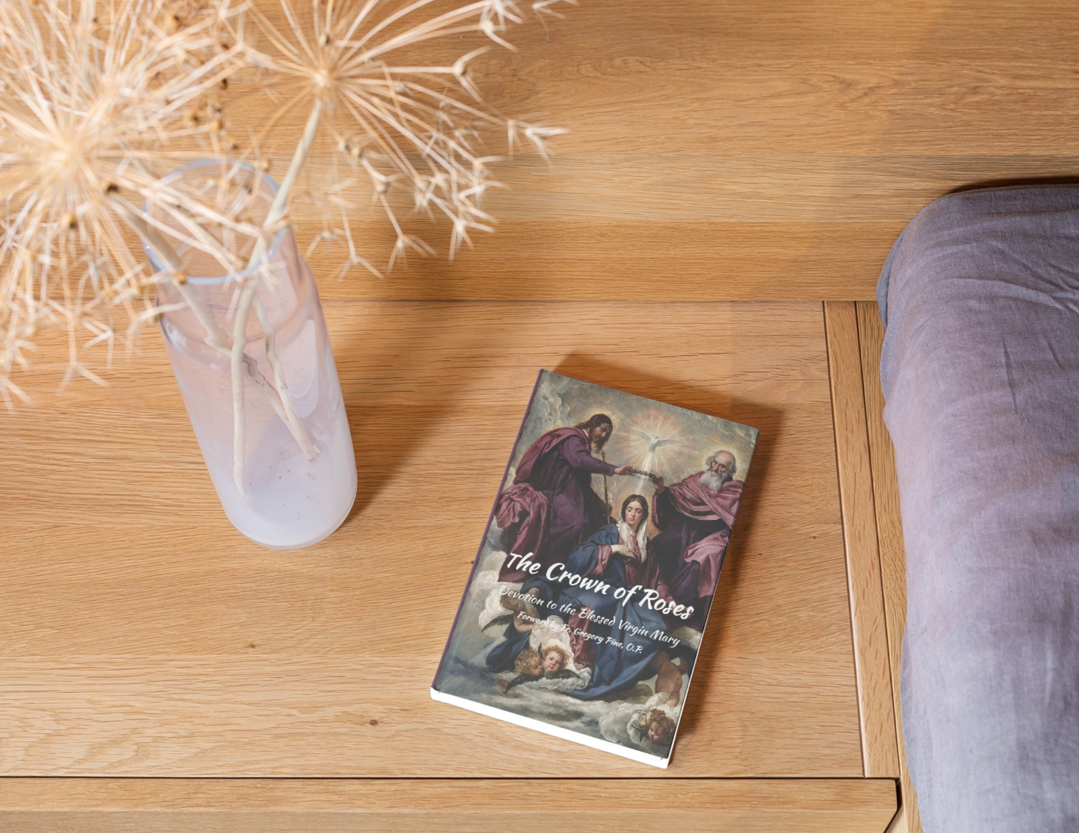 The Crown of Roses: Devotion to the Blessed Virgin Mary through the Rosary