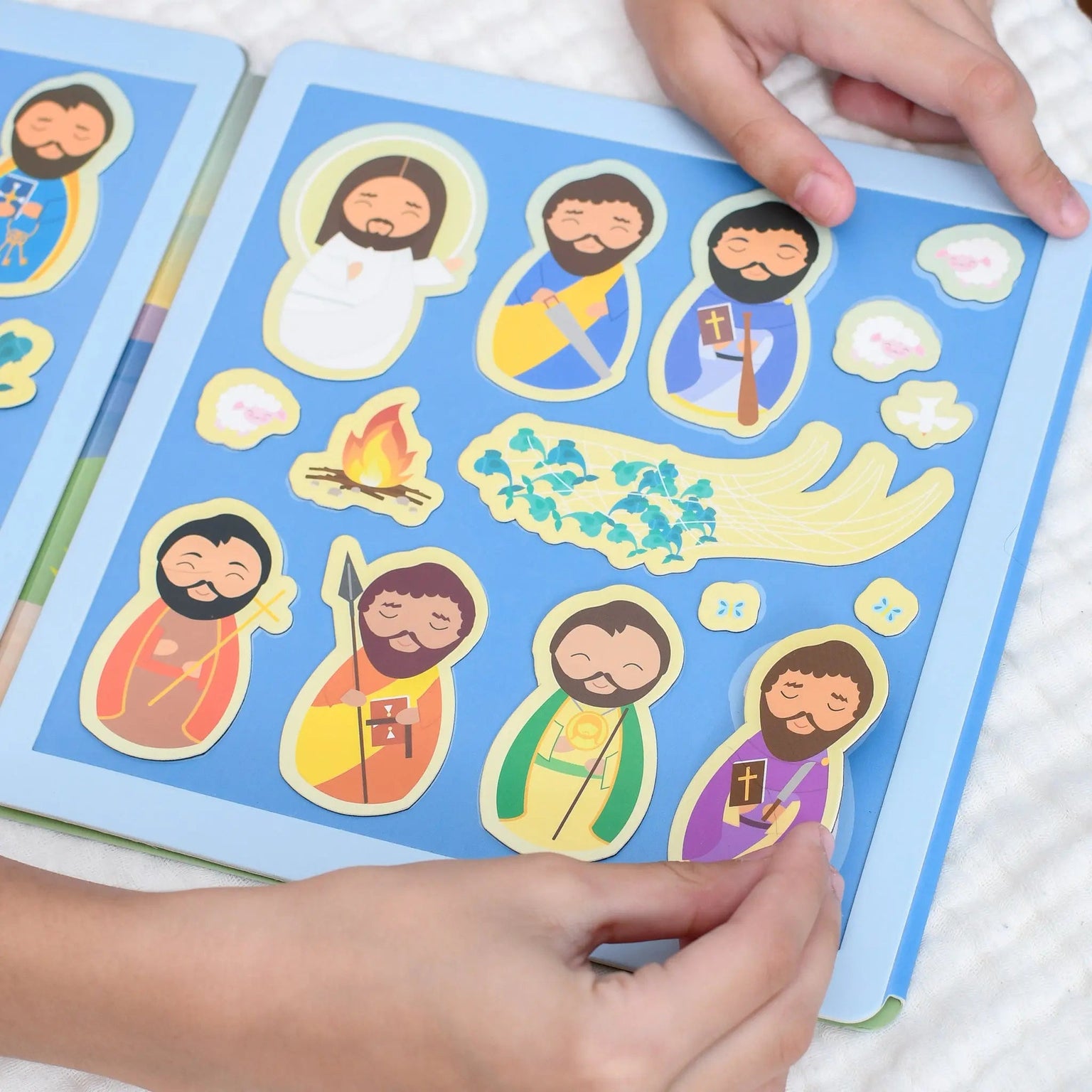 Jesus & the Twelve Apostles - Magnetic Playscene