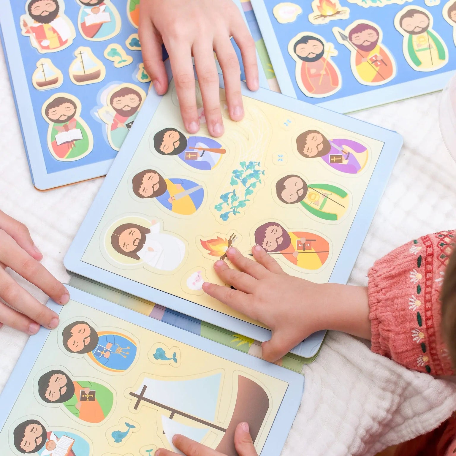 Jesus & the Twelve Apostles - Magnetic Playscene