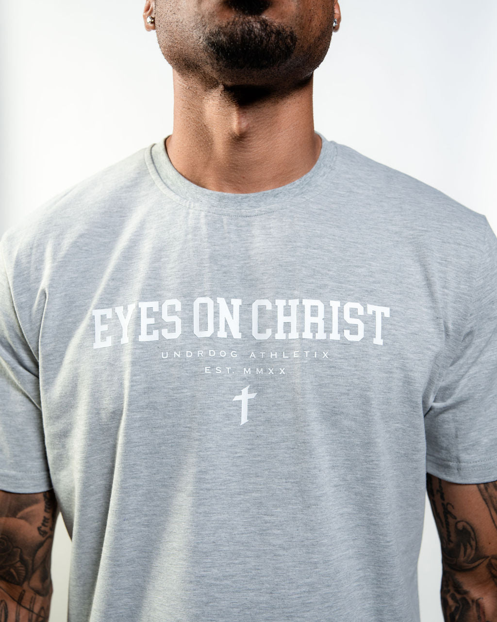 "EYES ON CHRIST" T-SHIRT SPORT GREY