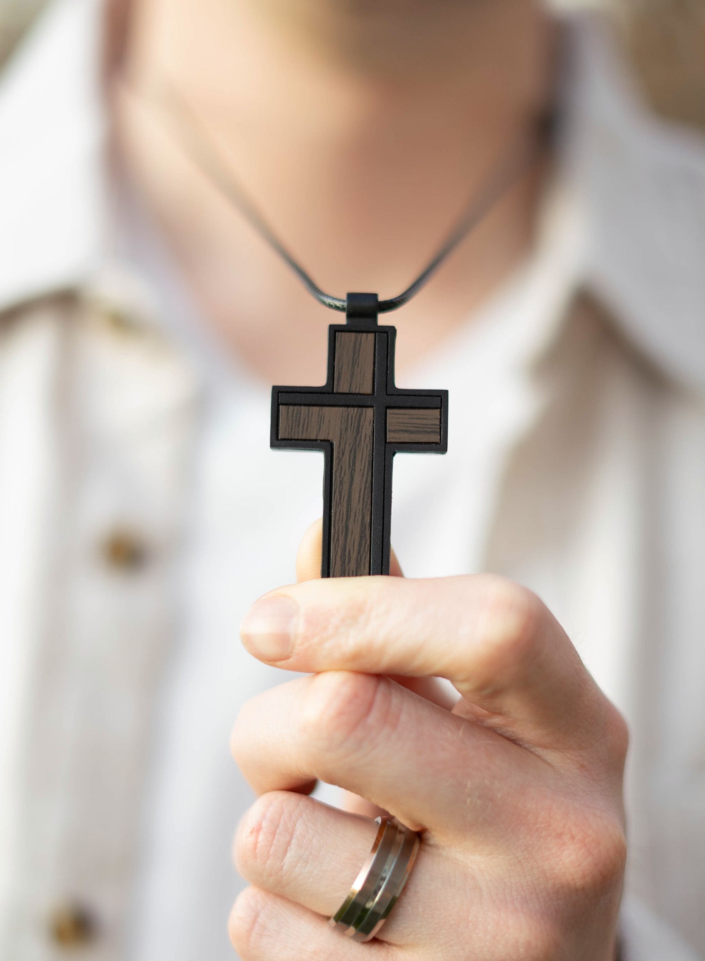 Eternize Cross