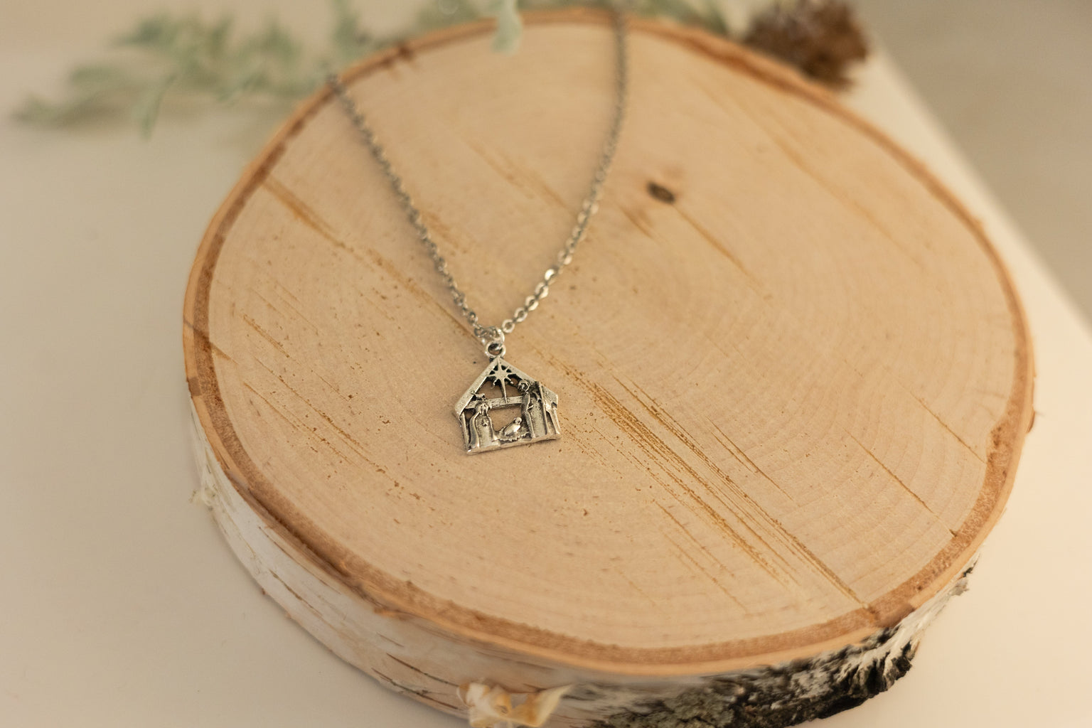 Necklace - Nativity - Silver