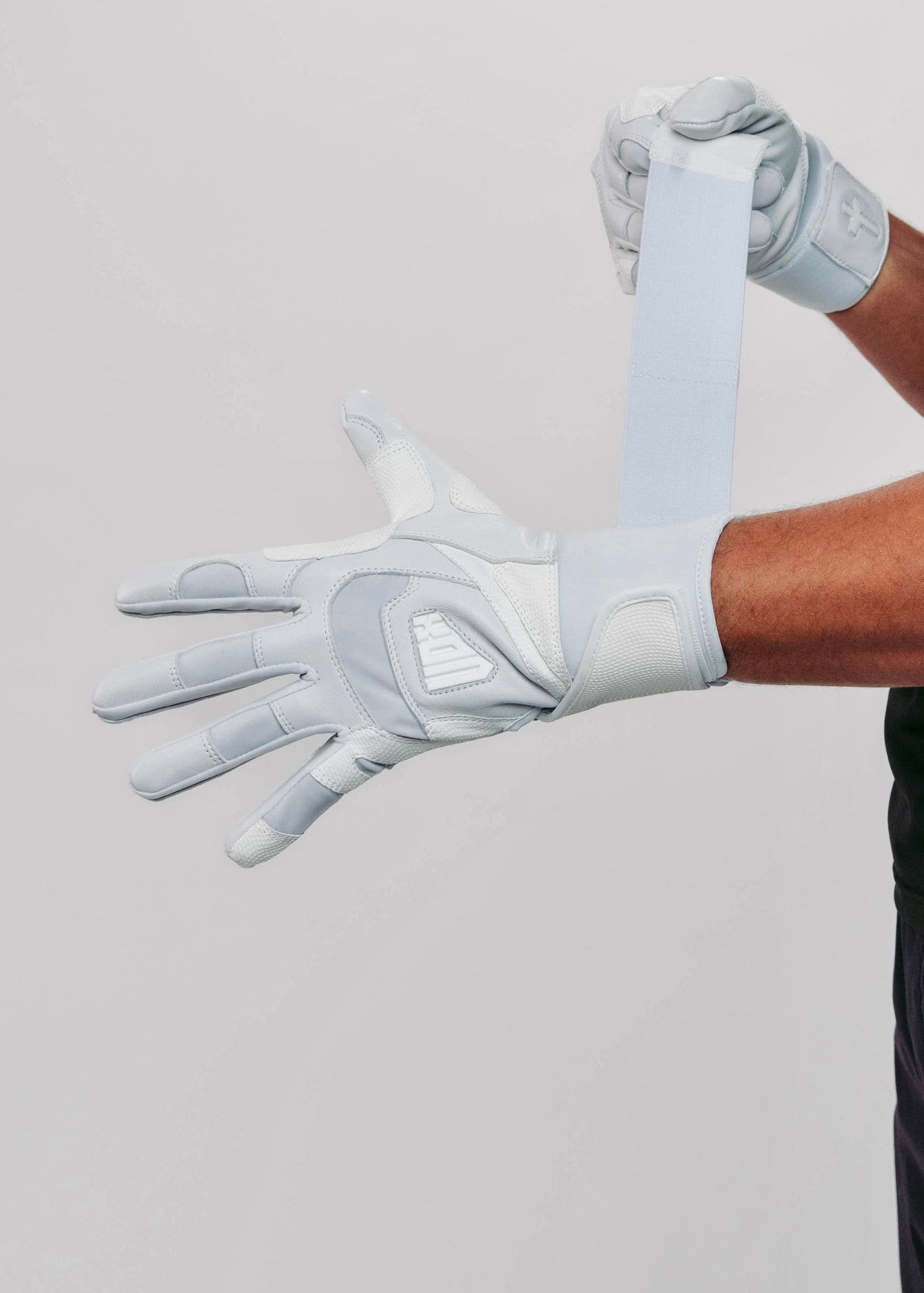 "FEARLESS" BATTING GLOVE