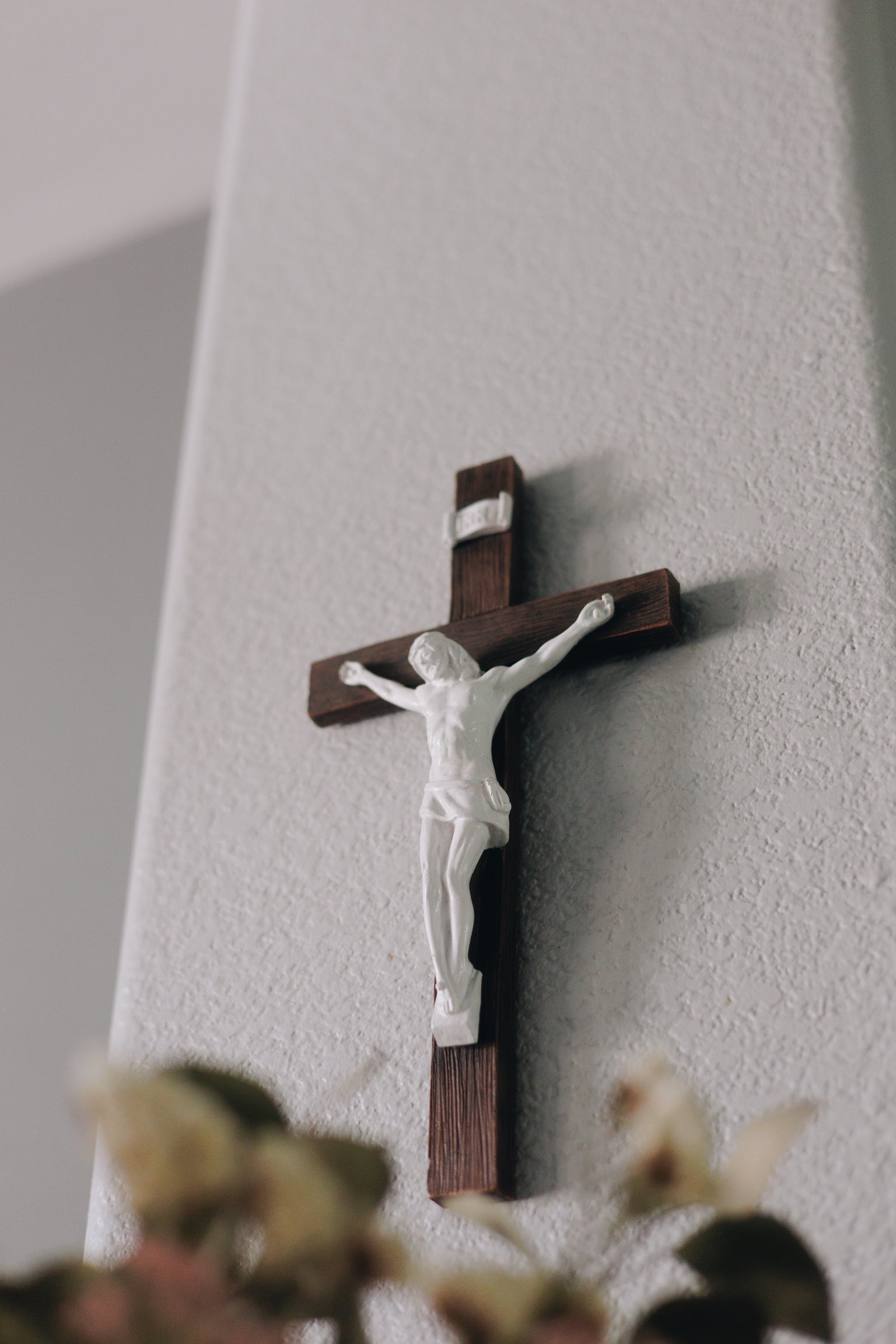 12" Wall Crucifix