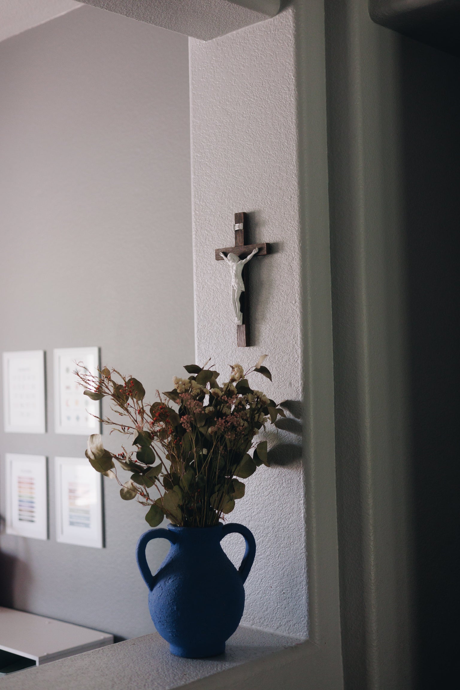 12" Wall Crucifix