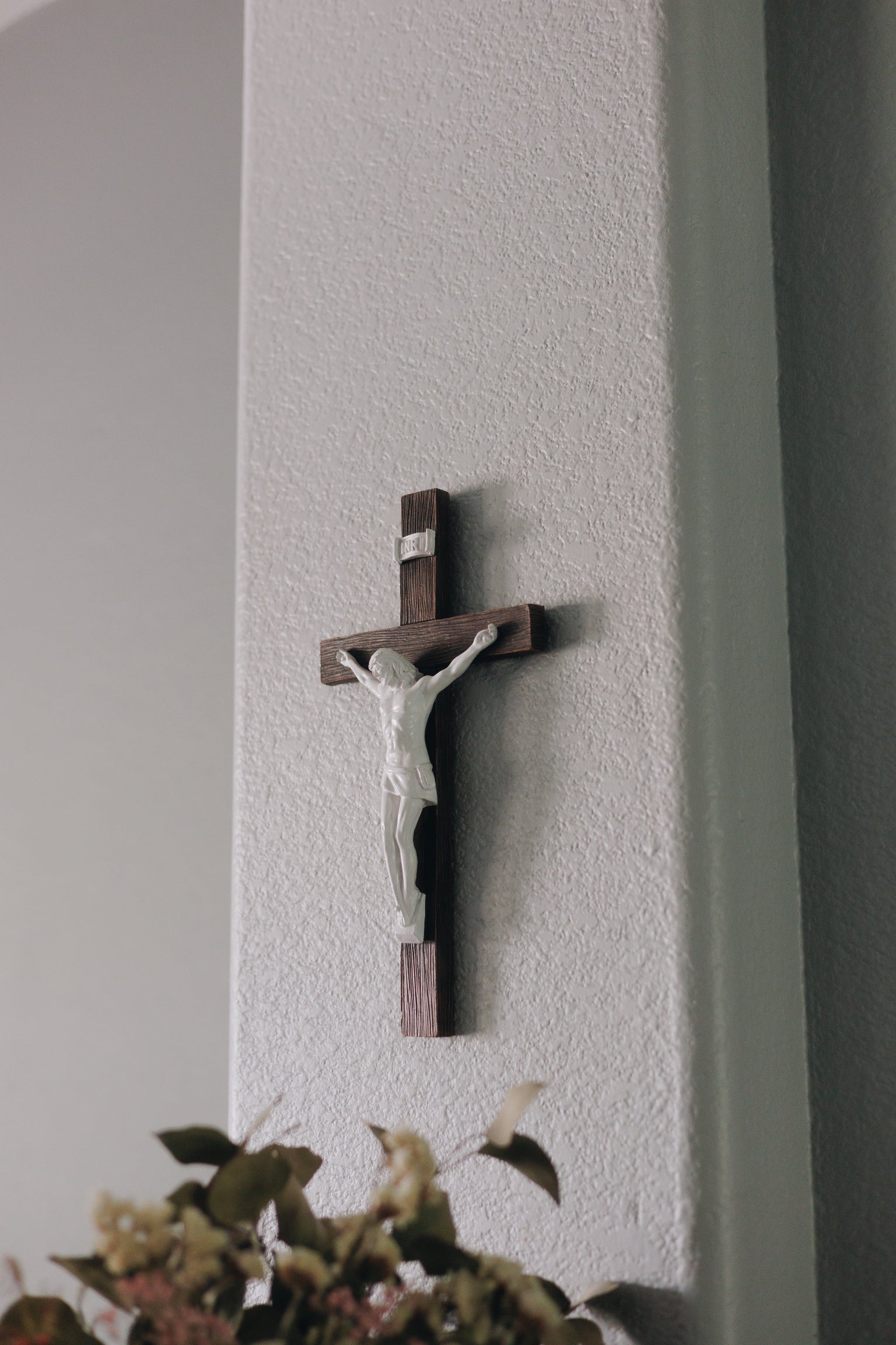 12" Wall Crucifix