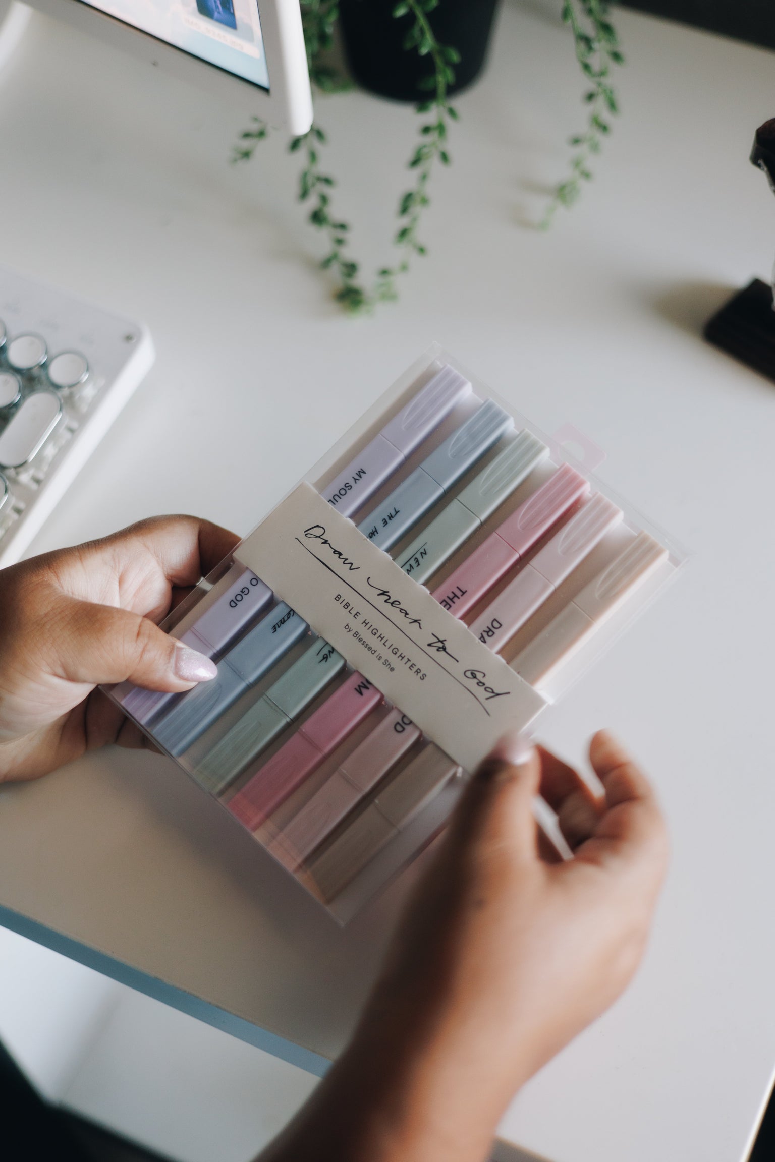 Bible Highlighters for Scripture Study – Draw Near (6 Pack)