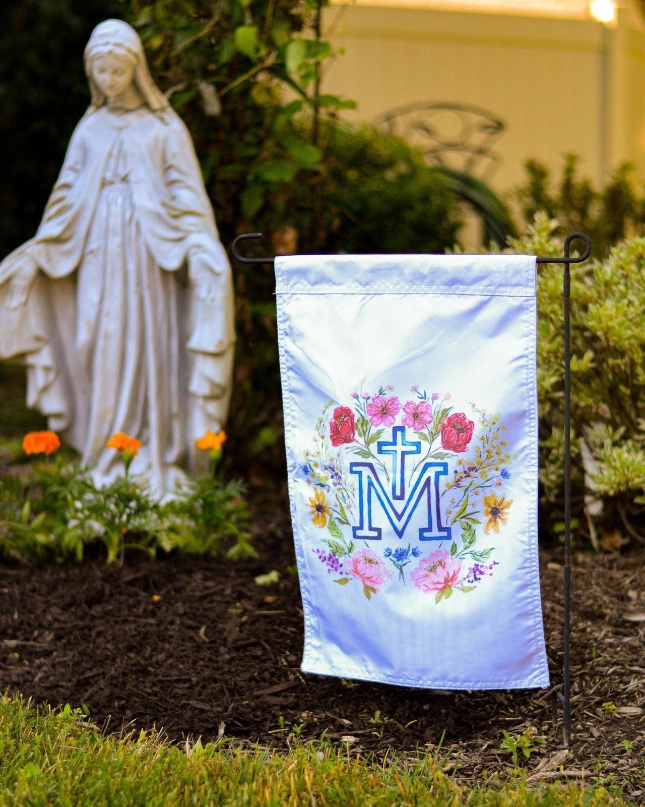 Marian Cross Garden Flag