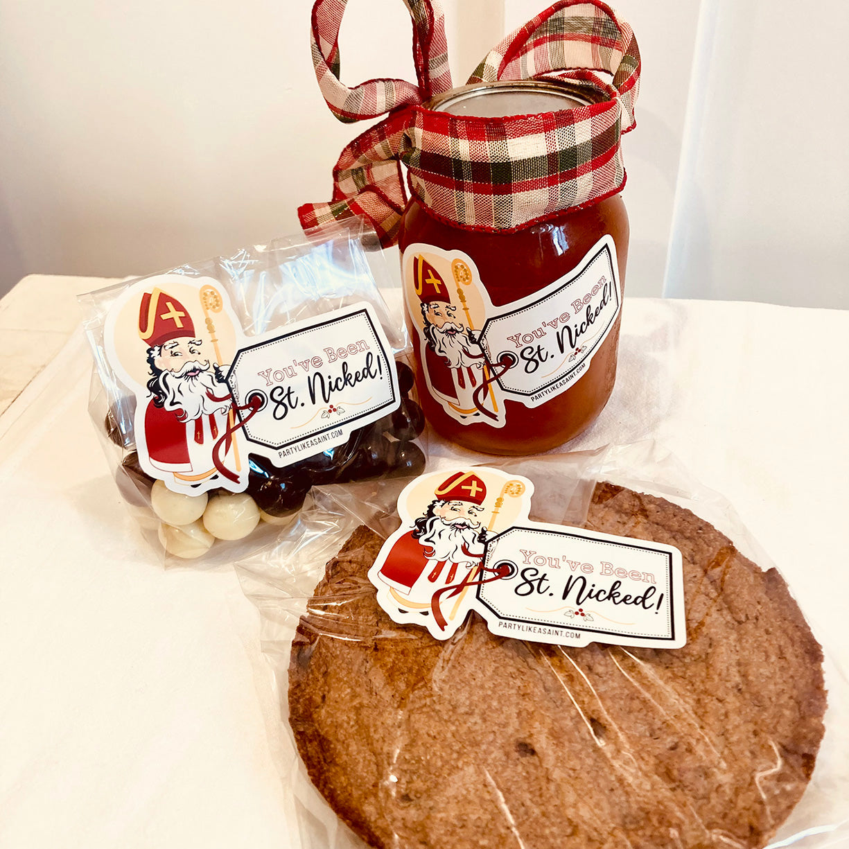 You’ve Been St. Nicked! Vinyl Sticker (Co)